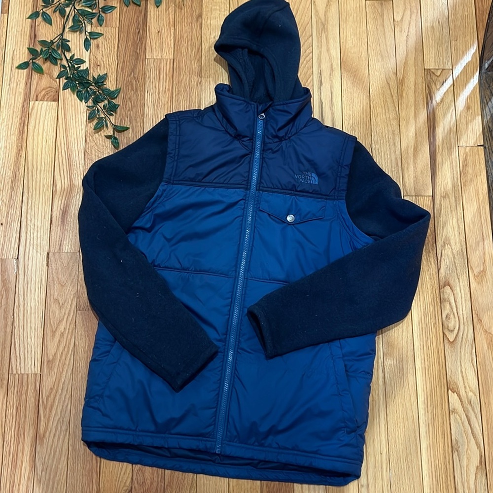 North Face jacket - Picture 1 of 8